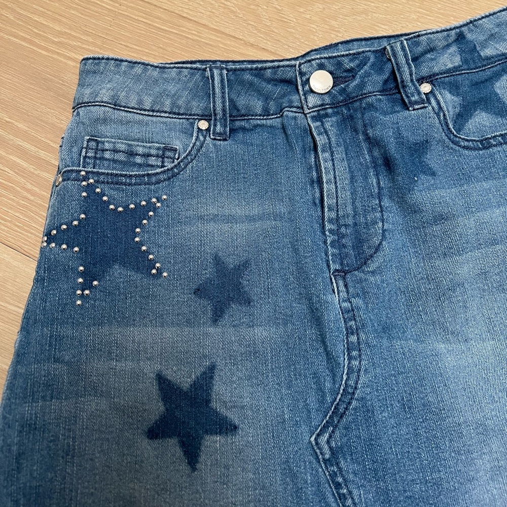 Women’s denim jean mini skirt with stars small